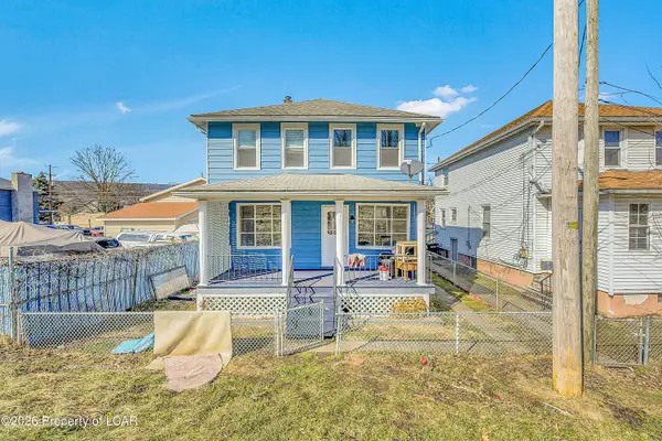 7 E River Street, Plymouth, PA 18651