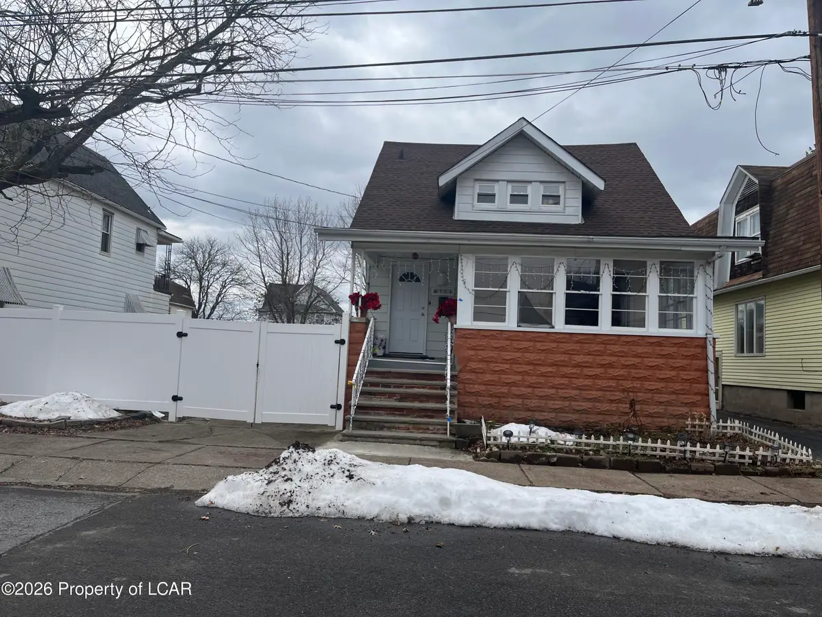 164 Lawrence Street, Wilkes Barre, PA 18702 - #1