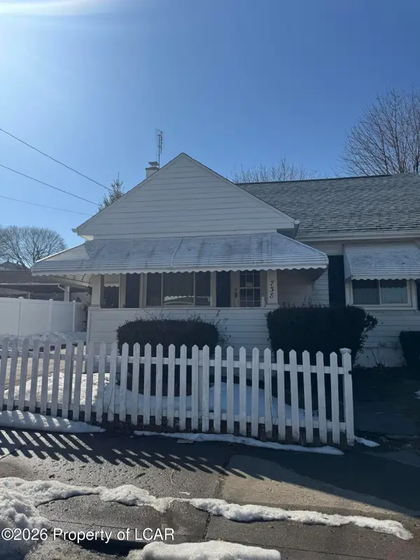 738 Peace Street, Hazleton, PA 18201