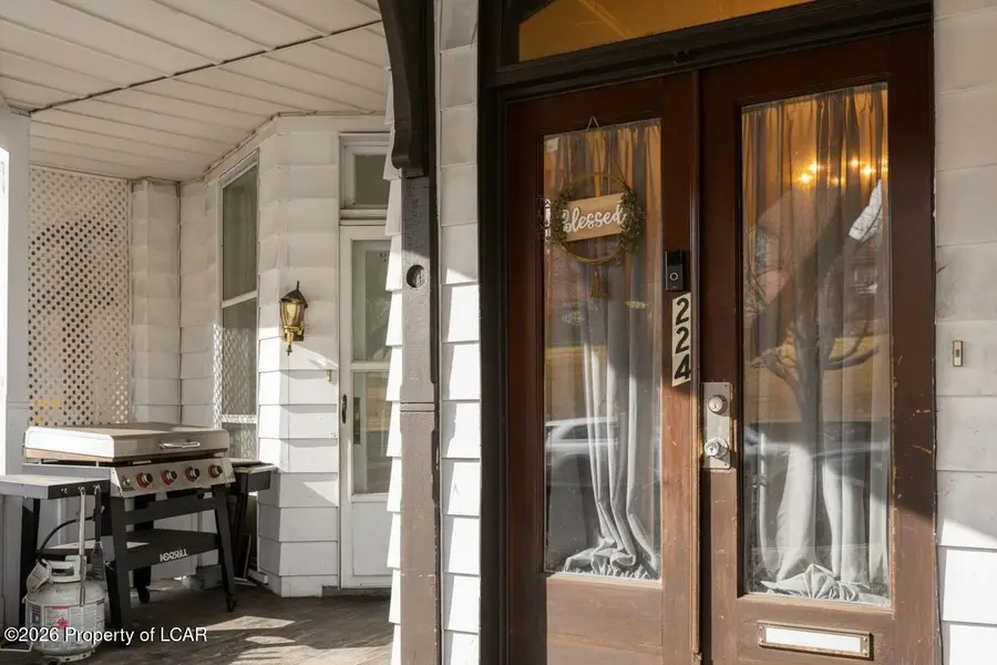 224 E Main Street, Nanticoke, PA 18634 - #3