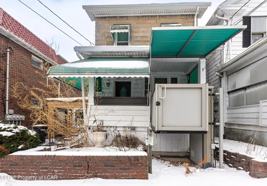 572 Arthur Street, Hazleton, PA 18201 - Image #2