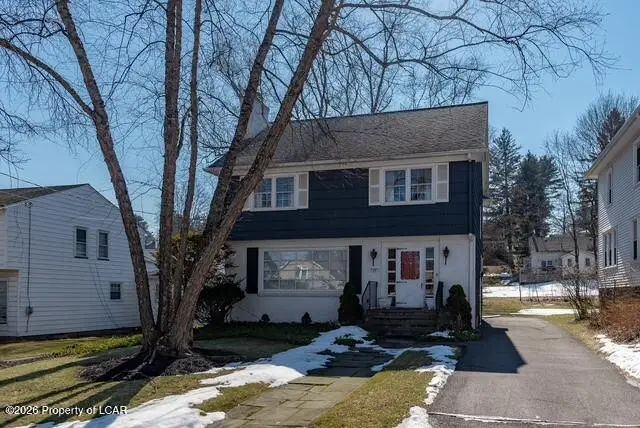 60 Norton Avenue, Dallas, PA 18612 - #3