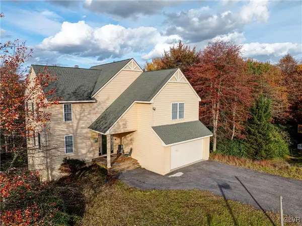 218 Hermit Thrush Road, Tobyhanna Twp, PA 18350