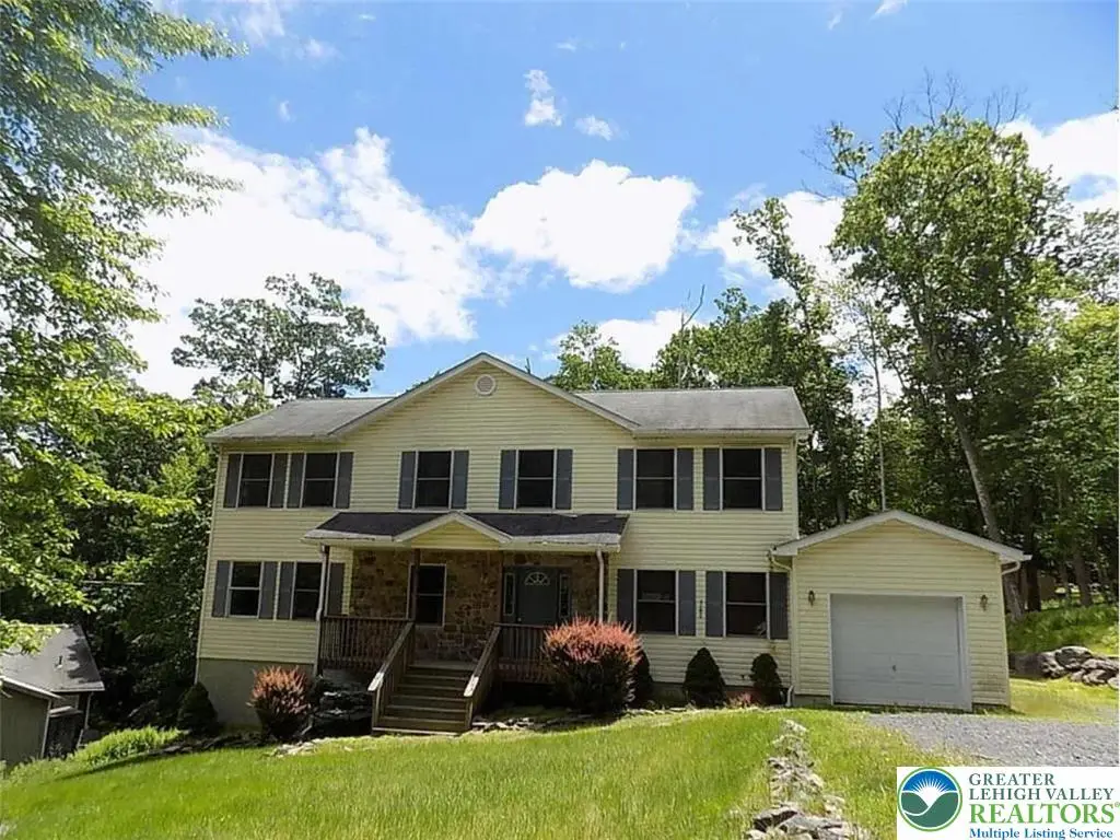 217 St Andrews Drive, Saw Creek, PA 18324 - Image #1