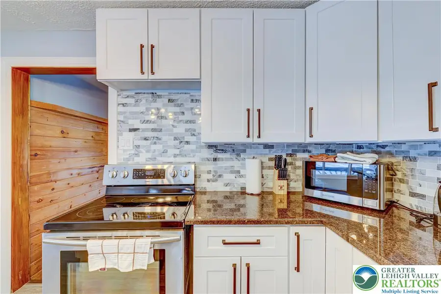 143 Cathleen Drive, Price, PA 18302 - Image #3