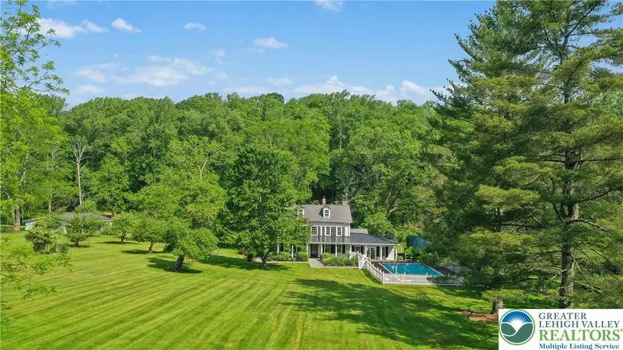 282 Crabapple Lane, Stroud, PA 18302 - Image #2