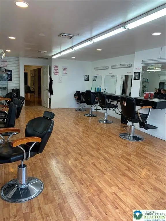 431 W Tilghman Street, Allentown, PA 18102 - Image #2