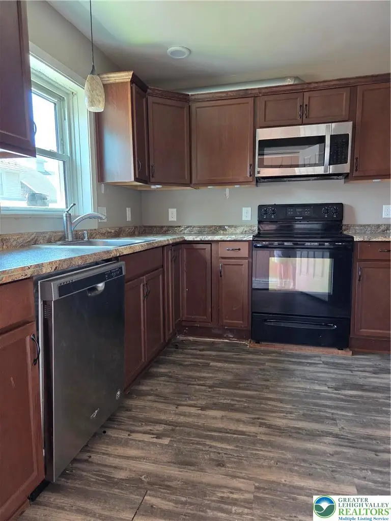210 2nd Street, Slatington, PA 18080 - #2