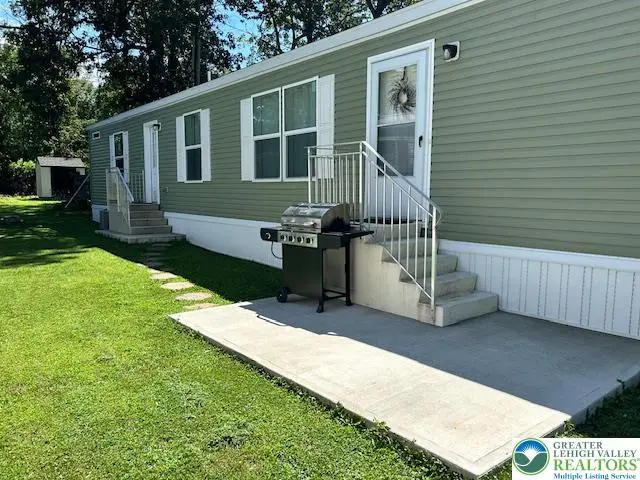 8220 Airport Road #Trlr 17, East Allen, PA 18067 - Image #1