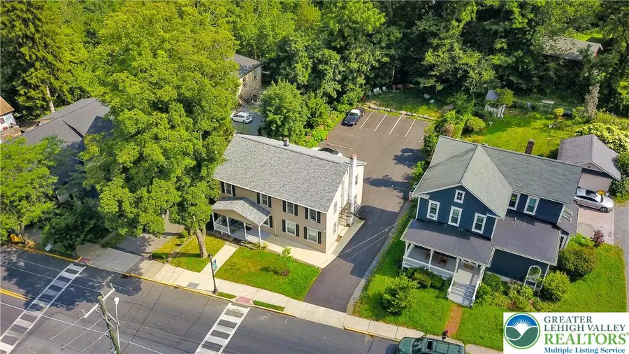 36 Main Street, Delaware Water Gap, PA 18327 - Image #2