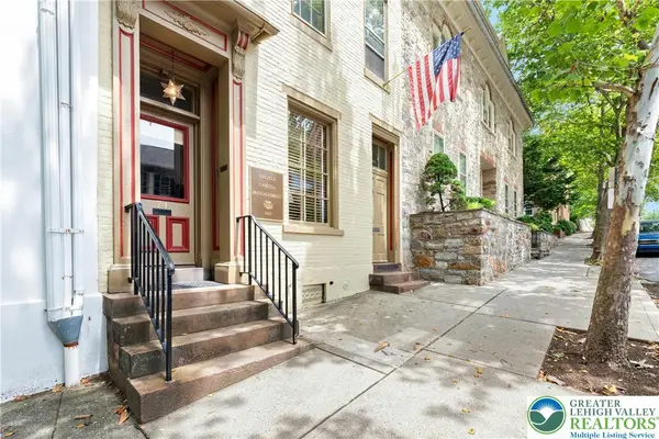 72 W Market Street, Bethlehem City, PA 18018