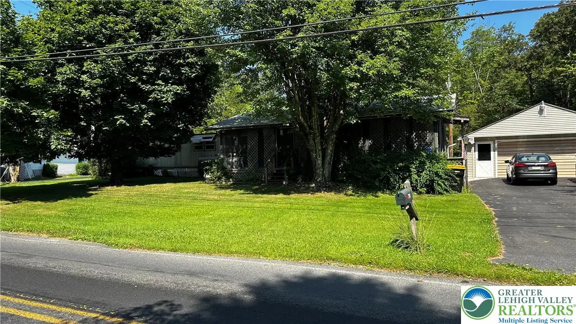 270 Lake Minsi Drive, Upper Mount Bethel, PA 18013 - #1