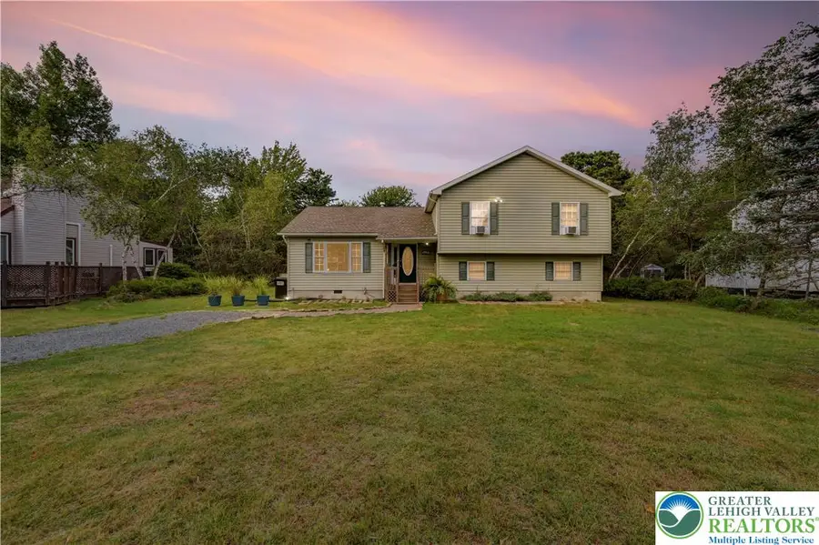 261 Clearview Drive, Emerald Lakes, PA 18334 - Image #2