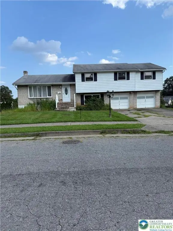 1824 Barrett Drive, Bethlehem City, PA 18017