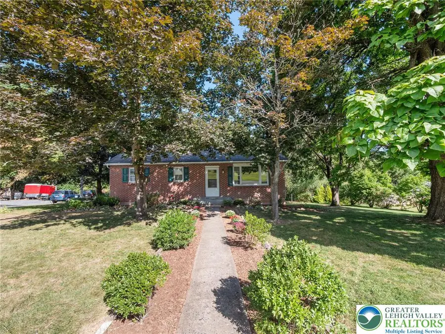 2349 Edna Avenue, Lower Milford Township, PA 18036 - Image #3