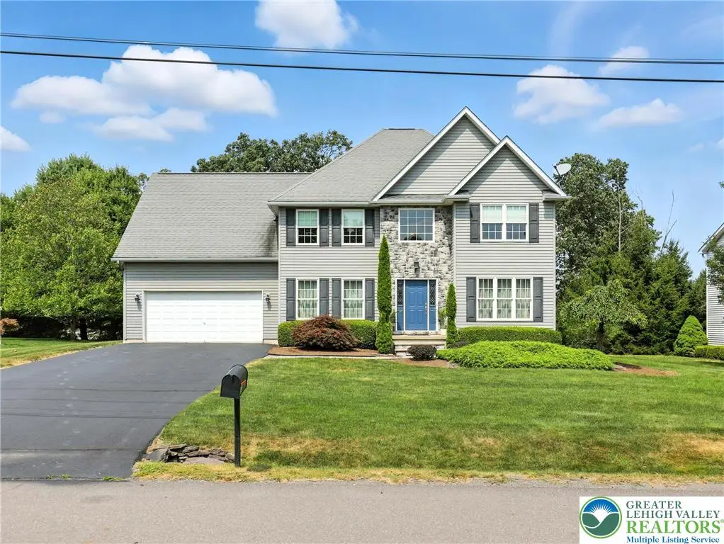 10 Roosevelt Street, Dallas, PA 18612 - #1