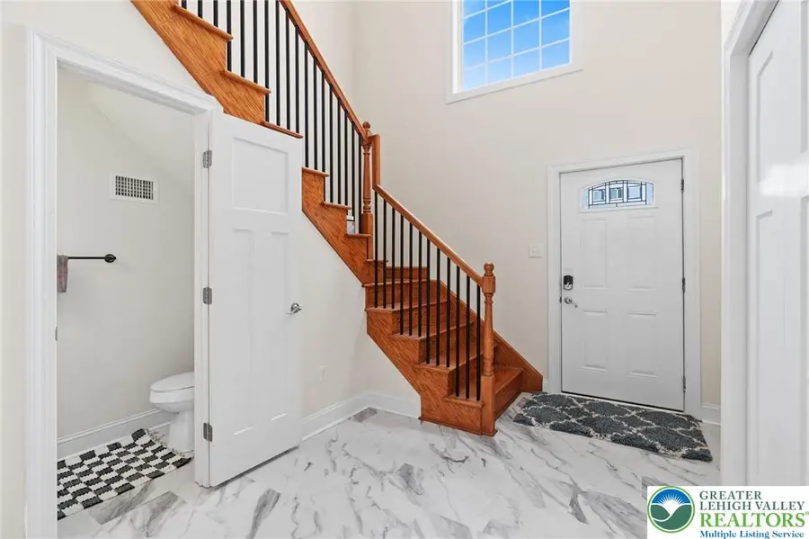 21 Maria Drive, Hanover Township, PA 18706 - Image #3