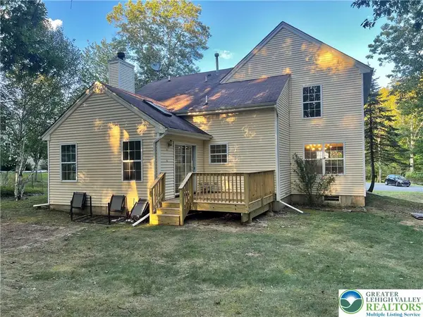 2146 Bedford Drive, Lehman Twp, PA 18324