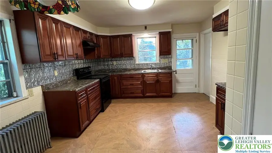 6172 Airport Road, East Allen, PA 18109 - Image #2