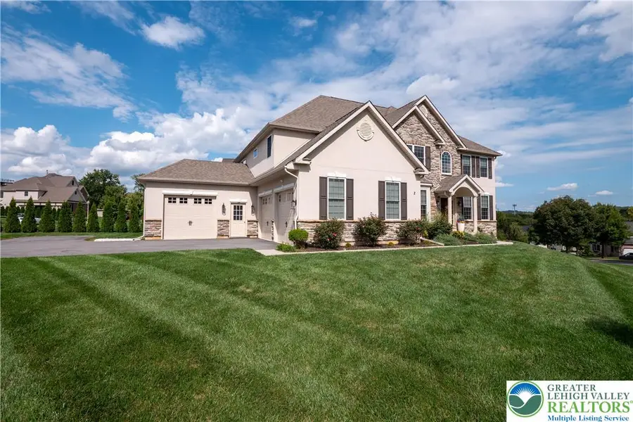 2 Creek View Court, Palmer Township, PA 18045 - Image #3