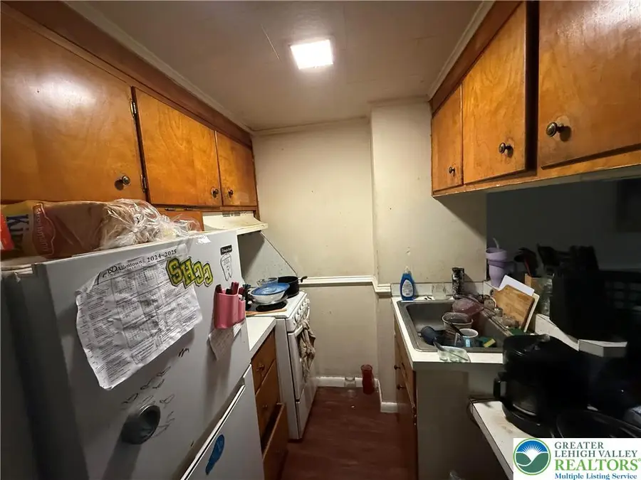 832 W Maple Street, Allentown, PA 18101 - Image #2