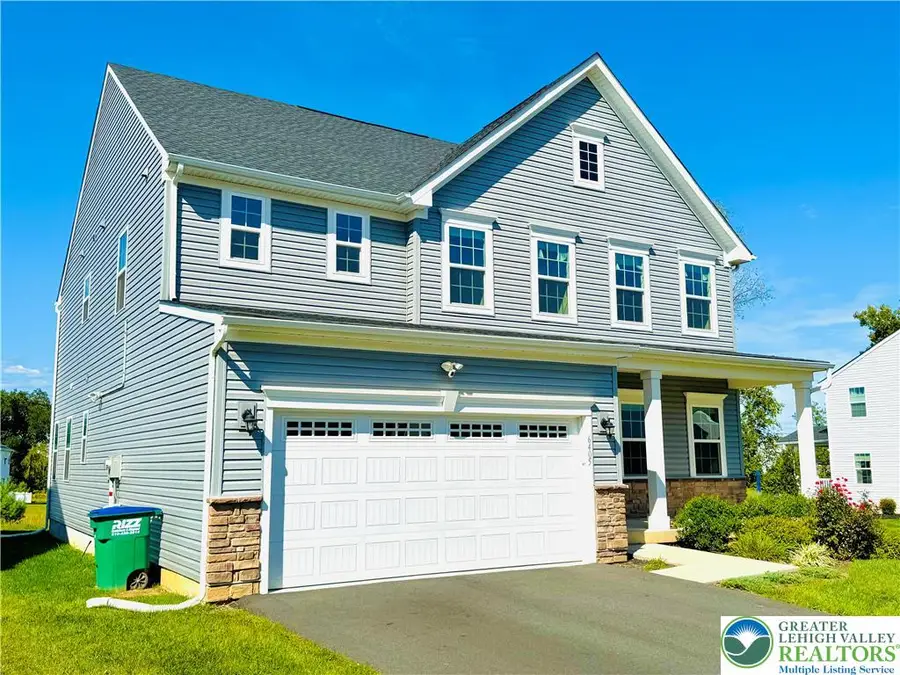 6405 Robin Road, Lower Macungie Township, PA 18062 - Image #2