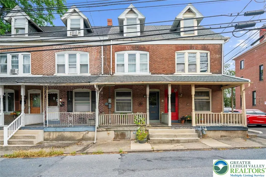 131 E Walnut Street, Bethlehem, PA 18018 - #1