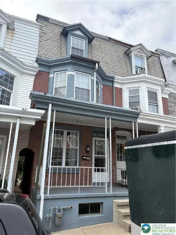 330 S 17 1/2 Street, Reading, PA 19602 - #1