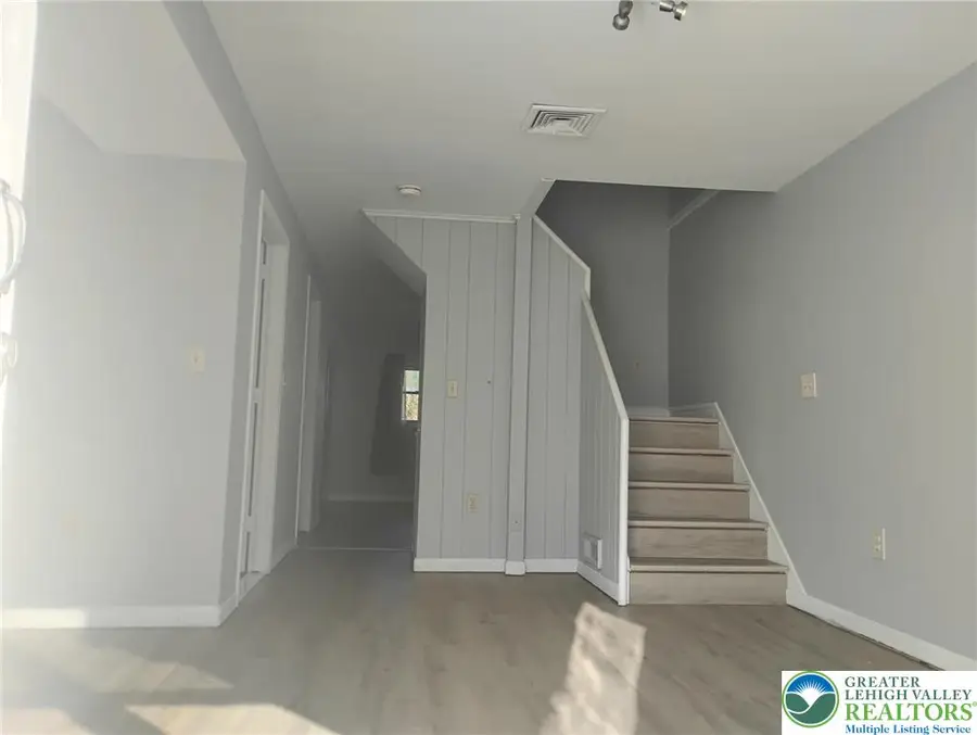 805 N Oswego Street, Allentown, PA 18109 - Image #3