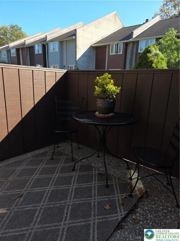 315 Carver Drive, Bethlehem, PA 18017 - Image #2