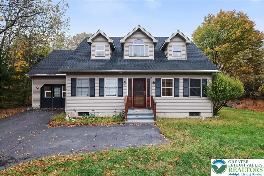 306 Cedar Drive, Emerald Lakes, PA 18334 - Image #2