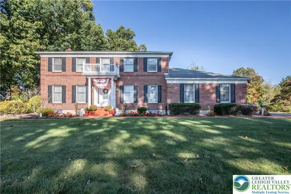 656 Daniels Road, Lower Nazareth Twp, PA 18064