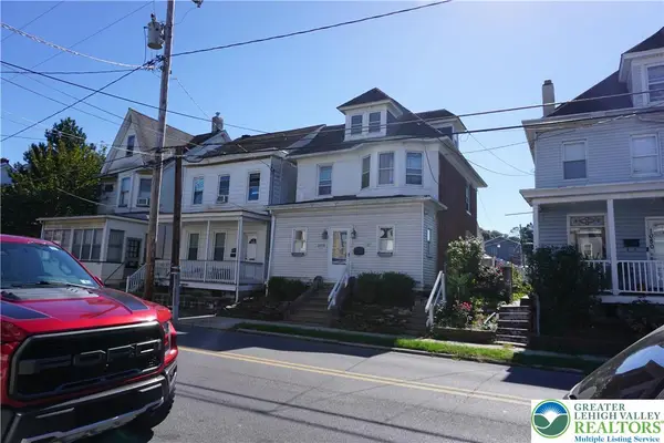 1074 W Berwick Street, Easton, PA 18042