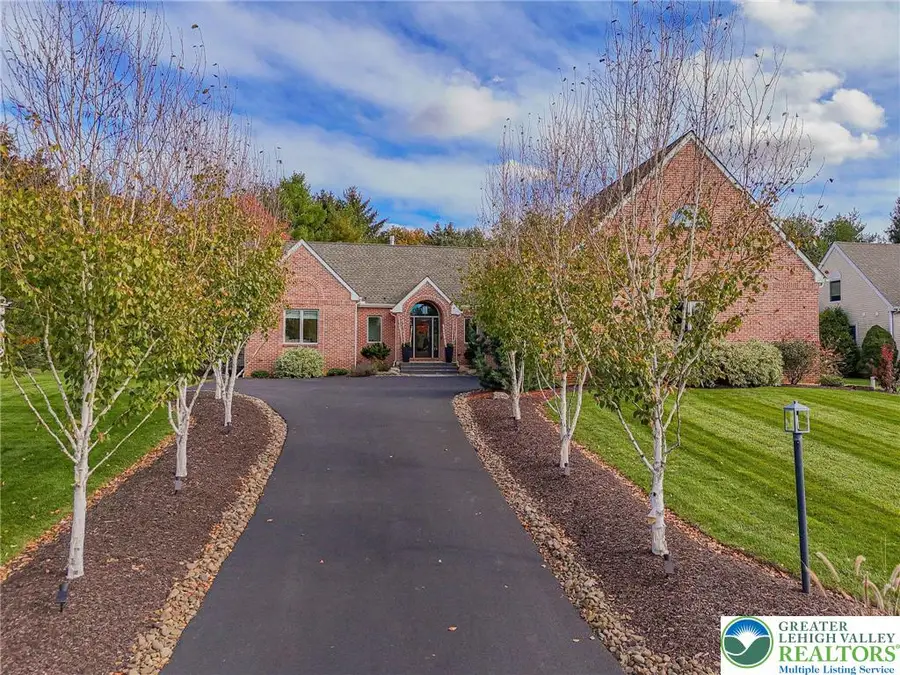 2560 Gracie Lone, Lower Macungie Township, PA 18062 - Image #3