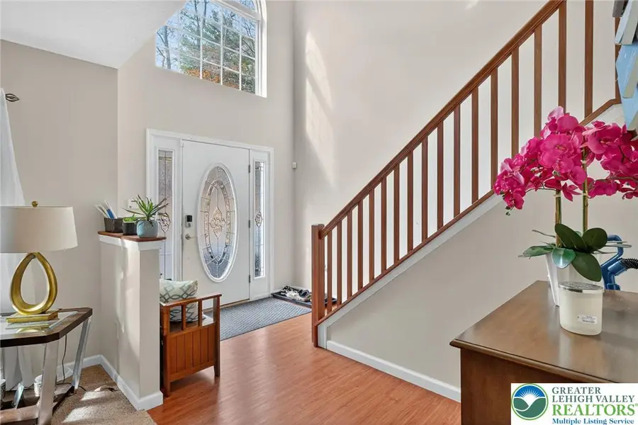 2541 Penn Hills Drive, Bartonsville, PA 18321 - Image #2