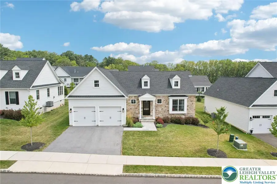 4459 Old Saucon Road, Upper Saucon, PA 18015 - Image #2