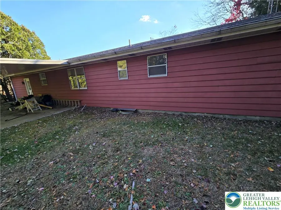 3735 Highland Road, North Whitehall Township, PA 18078 - Image #2