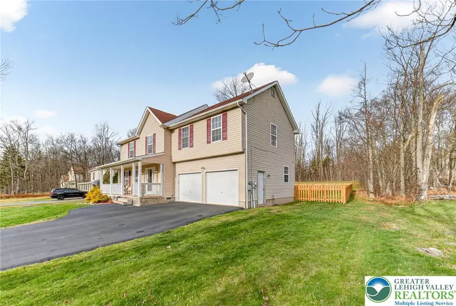 2711 Oak View Lane, Coolbaugh Township, PA 18466 - Image #2