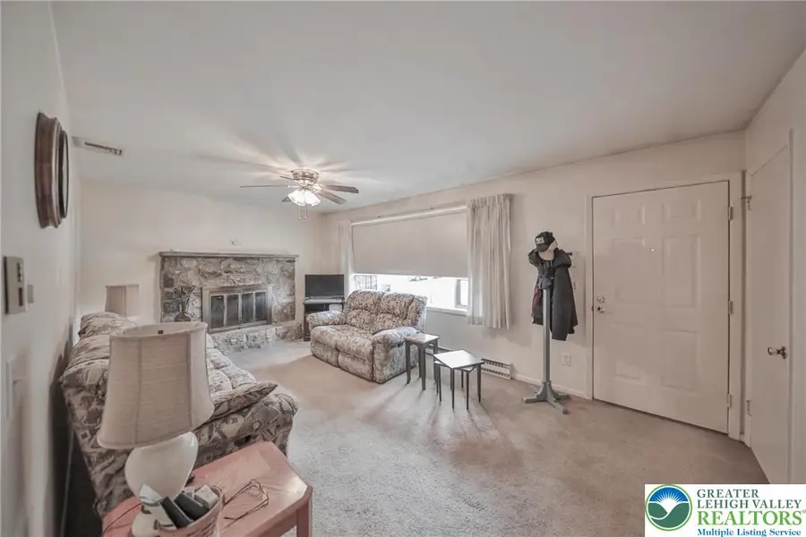 133 Brentwood, Palmer Township, PA 18045 - Image #3