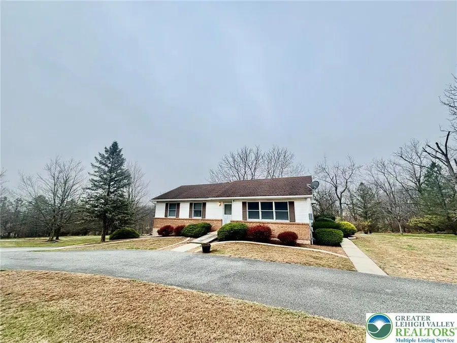 132 Nazareth Drive, Moore Township, PA 18064 - Image #2