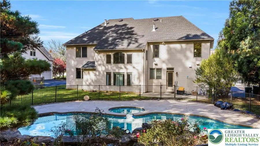 6126 Palomino Drive, Upper Macungie, PA 18106 - Image #3