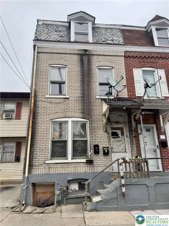 137 S Hall Street, Allentown City, PA 18101