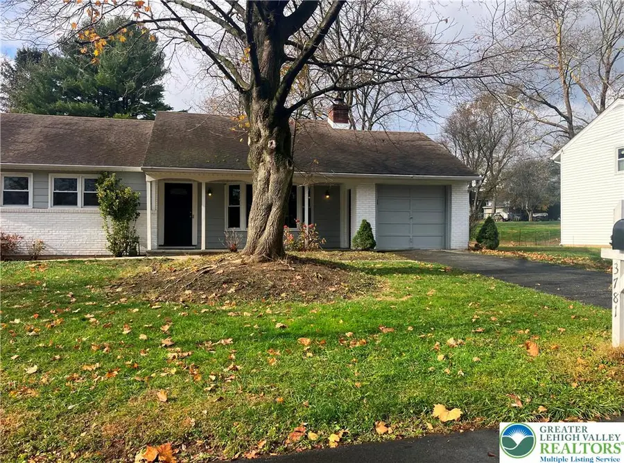 3781 Timberlane Drive, Palmer Township, PA 18045 - Image #2