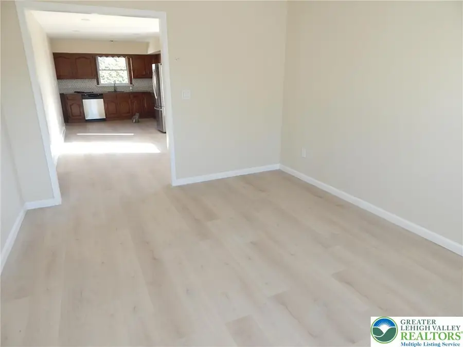 4117 Grape Street, North Whitehall Township, PA 18037 - Image #3