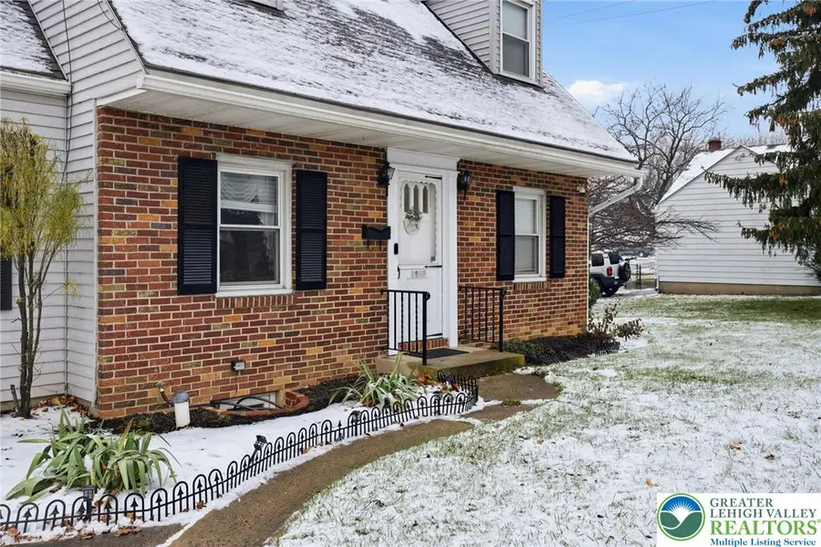 1950 Oxford Drive, Allentown, PA 18103 - Image #3