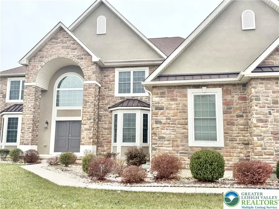 37 Saddle Lane, Easton, PA 18045 - #2