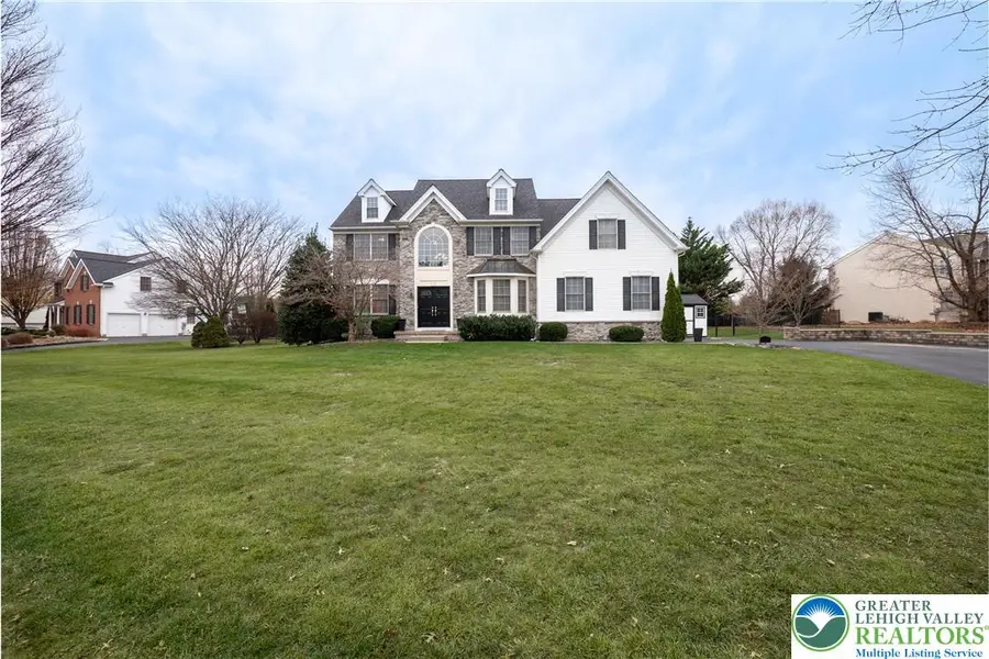 5046 W Saucon Avenue, Upper Saucon, PA 18034 - Image #3