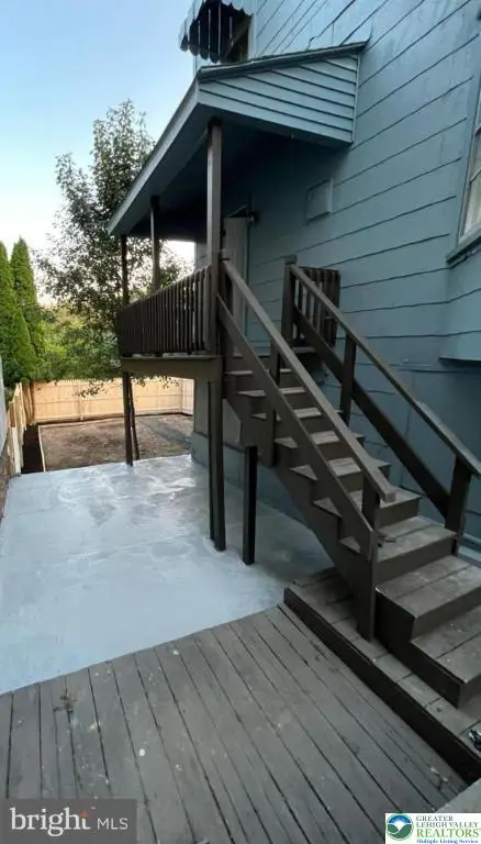 229 Wallace Street, Pottsville, PA 17901 - Image #2