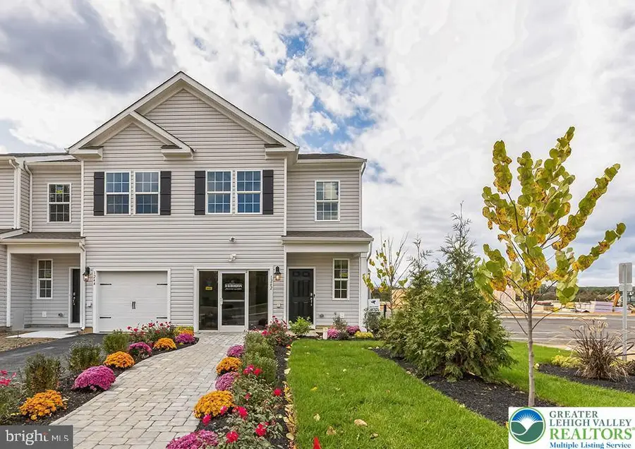 8338 Fair Way, Breinigsville, PA 18031 - Image #2