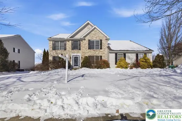 2301 Goldenrod Drive, Lower Macungie Twp, PA 18062